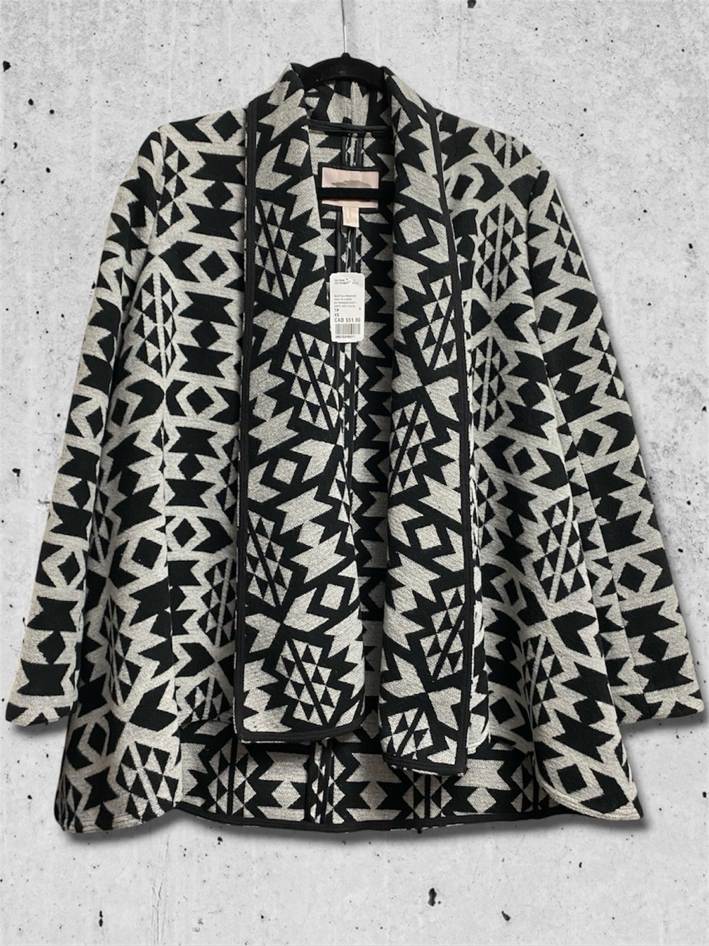 Forever 21 Black & Grey Geometric Open-Front Coat